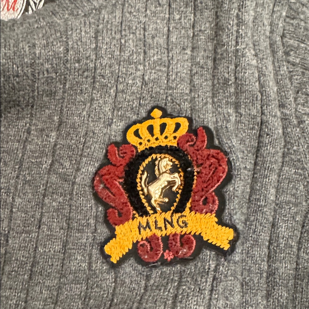 Gray Ribbed Sweater with Embroidered Crest - Picture 3 of 3